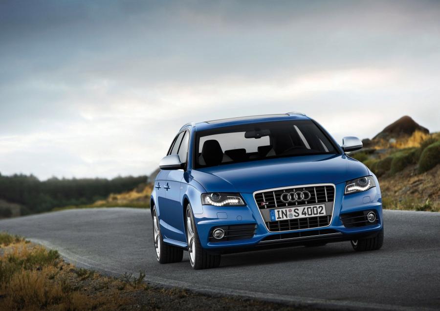 Audi S4 Avant (B8, 8K) 2009 года  (WW) (фото 31 из 32)